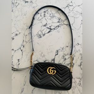 Gucci GG Marmont small shoulder bag black